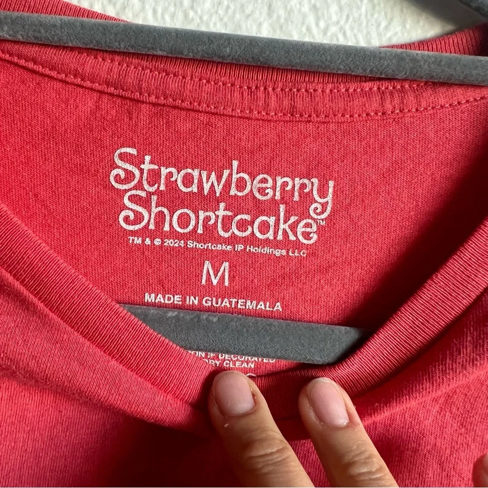 Strawberry Shortcake Berry Sweet
T-Shirt NWT - Picture 6 of 9